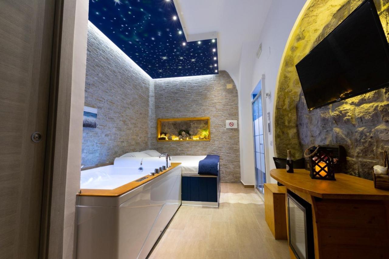 Stabiae Luxury Rooms Кастелламмаре-ди-Стабия Экстерьер фото