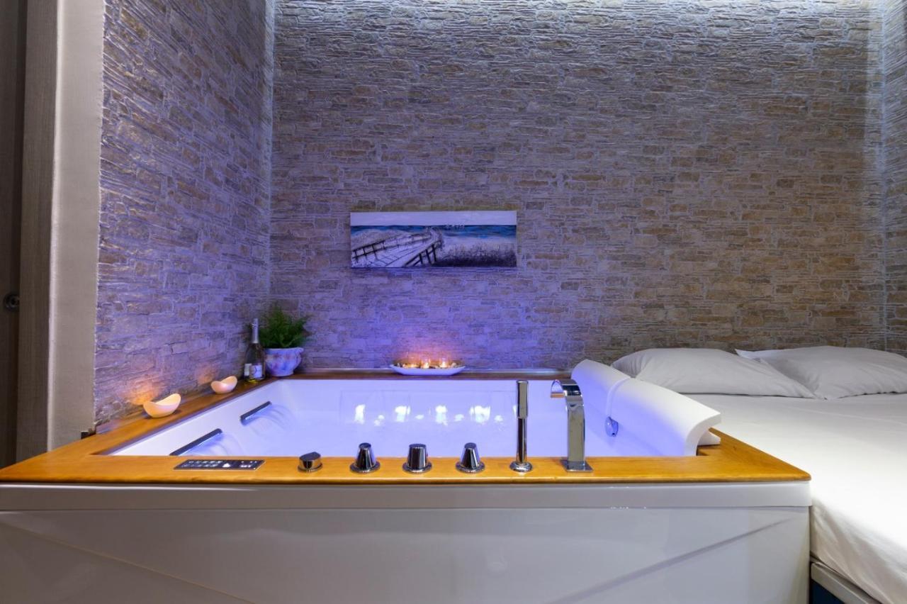 Stabiae Luxury Rooms Кастелламмаре-ди-Стабия Экстерьер фото